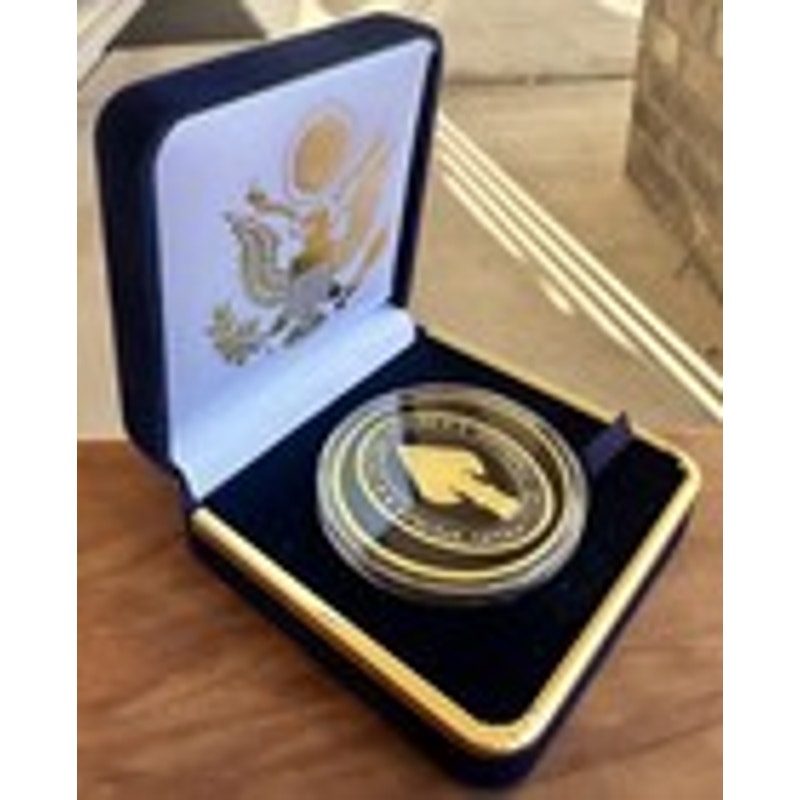 Department of Energy (DOE) Challenge Coin With Blue Velvet Case. Fast Shipping!
