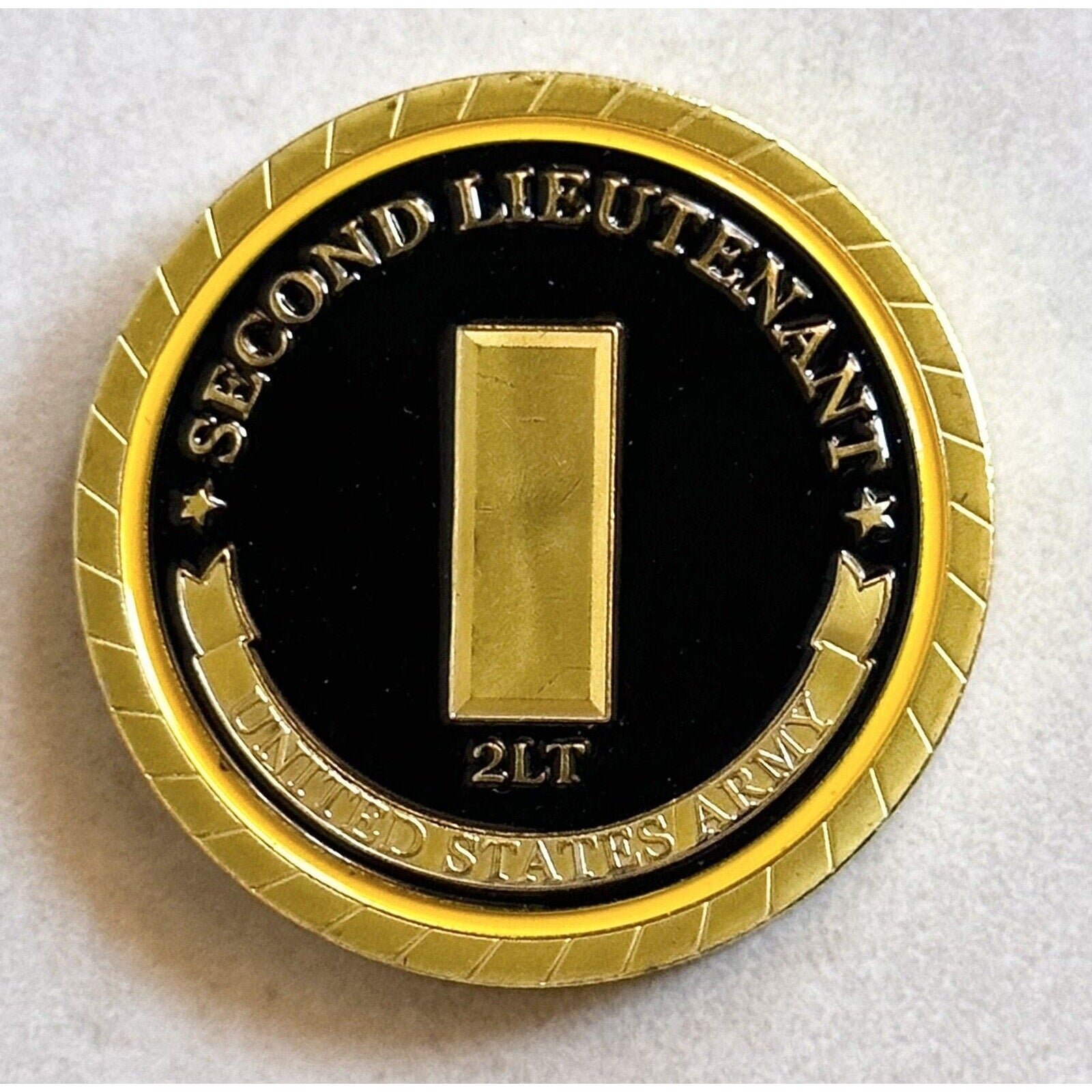 First Salute OCS ROTC West Point COIN 2ND LIEUTENANT US army W Case Velvet