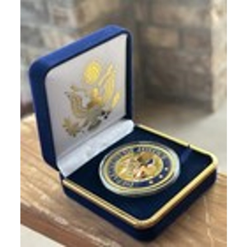 Department of Energy (DOE) Challenge Coin With Blue Velvet Case. Fast Shipping!