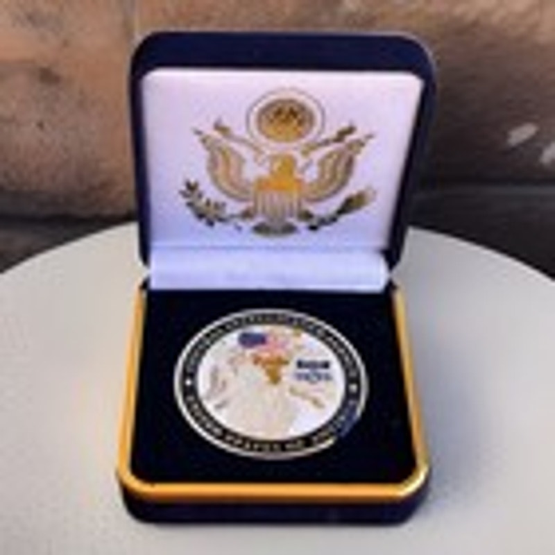 Department of Energy (DOE) Challenge Coin With Blue Velvet Case. Fast Shipping!