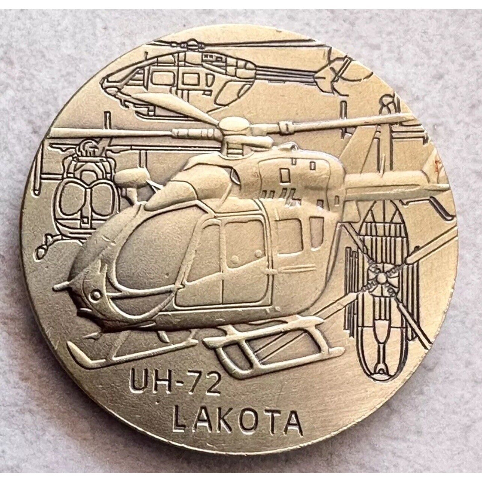 2pcs Army Rank Captain O-3 And UH-72 Lacota. Helovopter AchievenCHALLENGE COINS