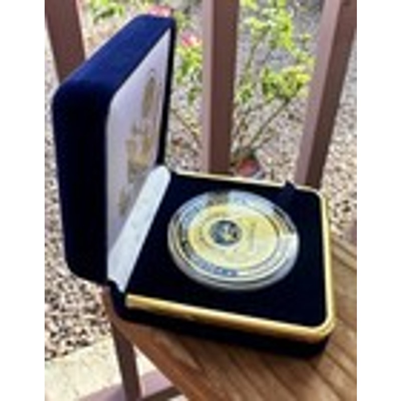 Department of Energy (DOE) Challenge Coin With Blue Velvet Case. Fast Shipping!