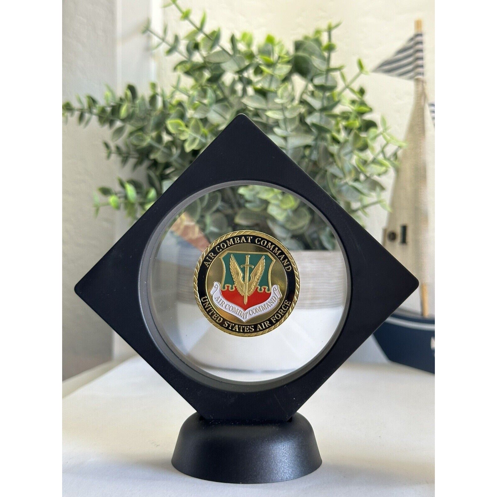 U S AIR FORCE AIR COMBAT COMMAND Challenge Coin With Display Case