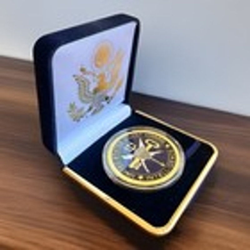 Department of Energy (DOE) Challenge Coin With Blue Velvet Case. Fast Shipping!