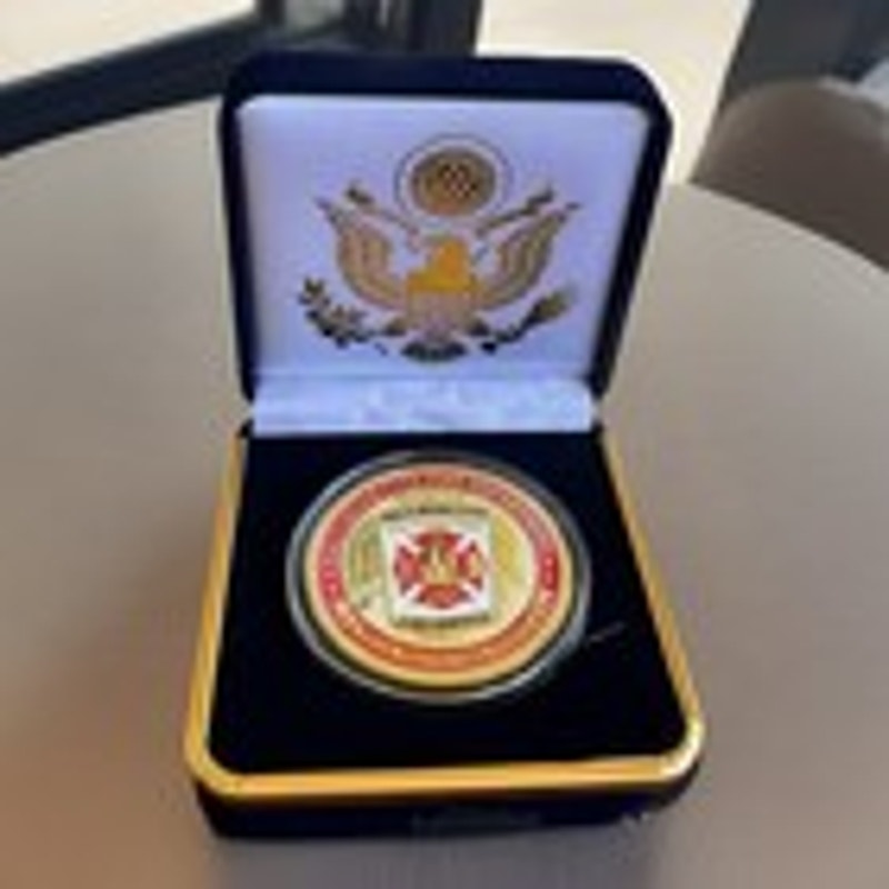 Department of Energy (DOE) Challenge Coin With Blue Velvet Case. Fast Shipping!