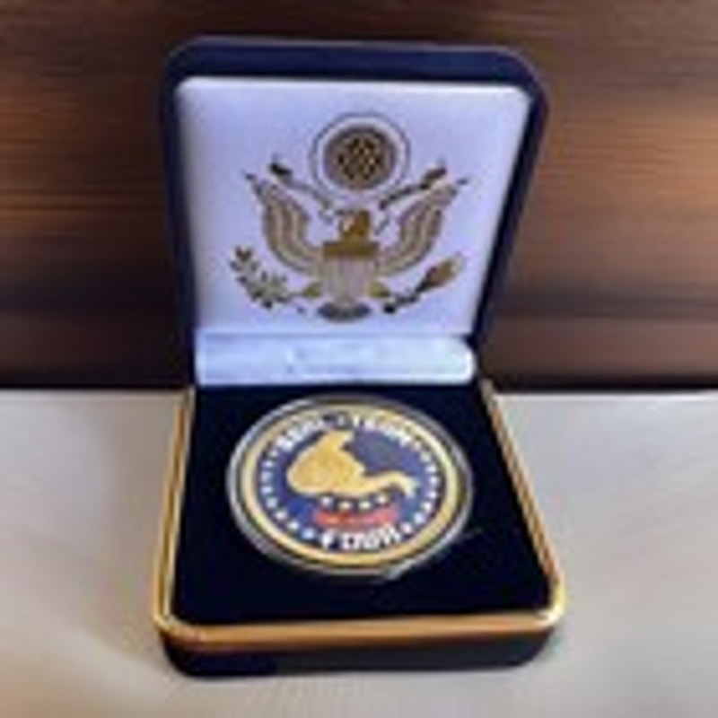 Department of Energy (DOE) Challenge Coin With Blue Velvet Case. Fast Shipping!