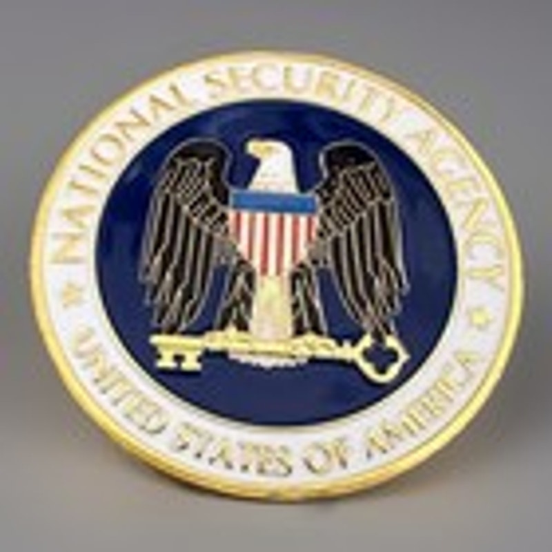 Department of Energy (DOE) Challenge Coin With Blue Velvet Case. Fast Shipping!