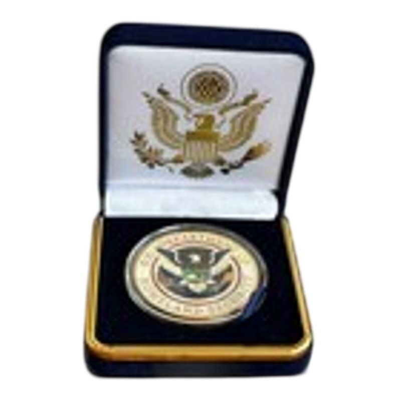 Department of Energy (DOE) Challenge Coin With Blue Velvet Case. Fast Shipping!