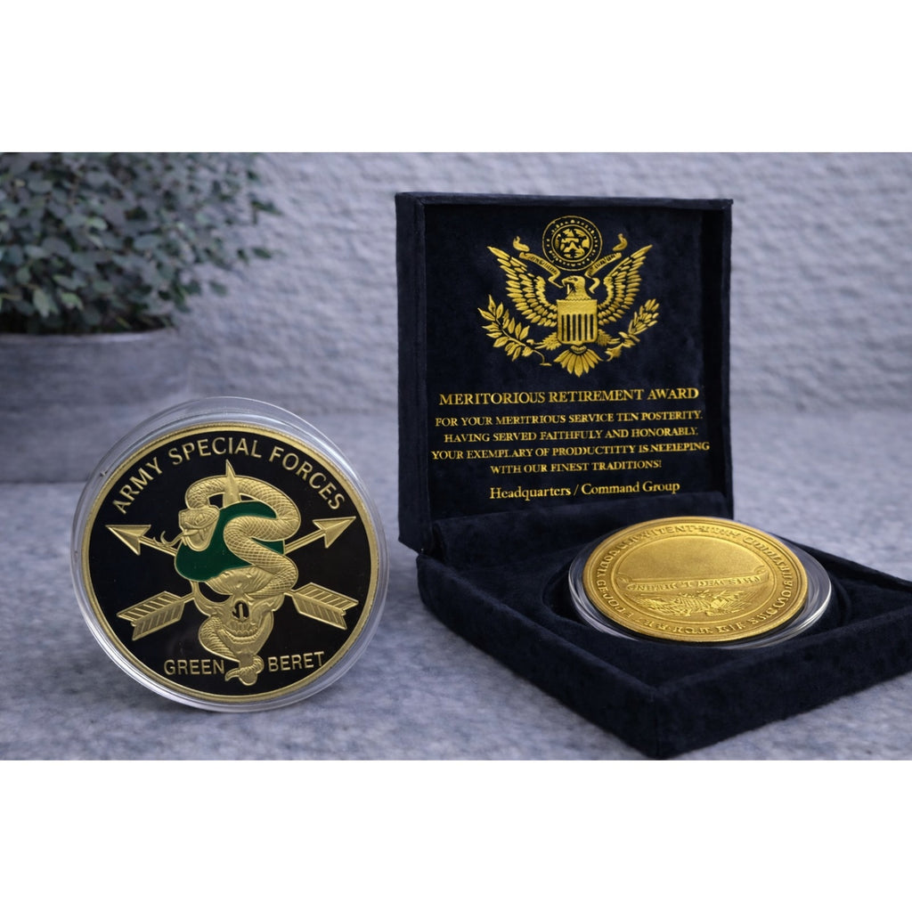 U.S. United States Army Special Forces Green Beret Gold Plated w/ Retirement Awa