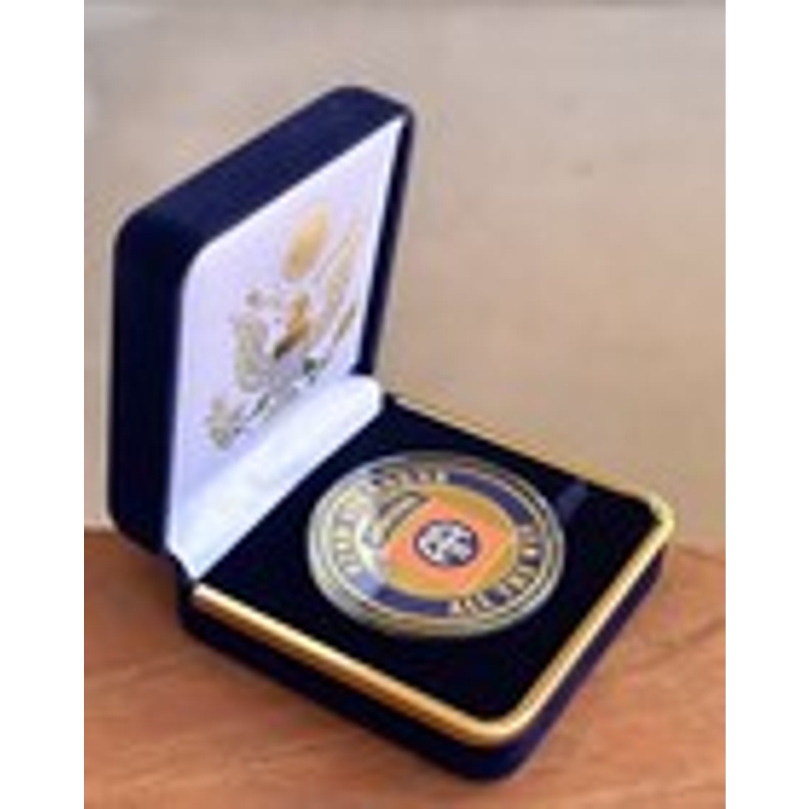 Copied - US ARMY 82nd Airborne Division "All The Way" Challenge Coin W Blue Velvet Case