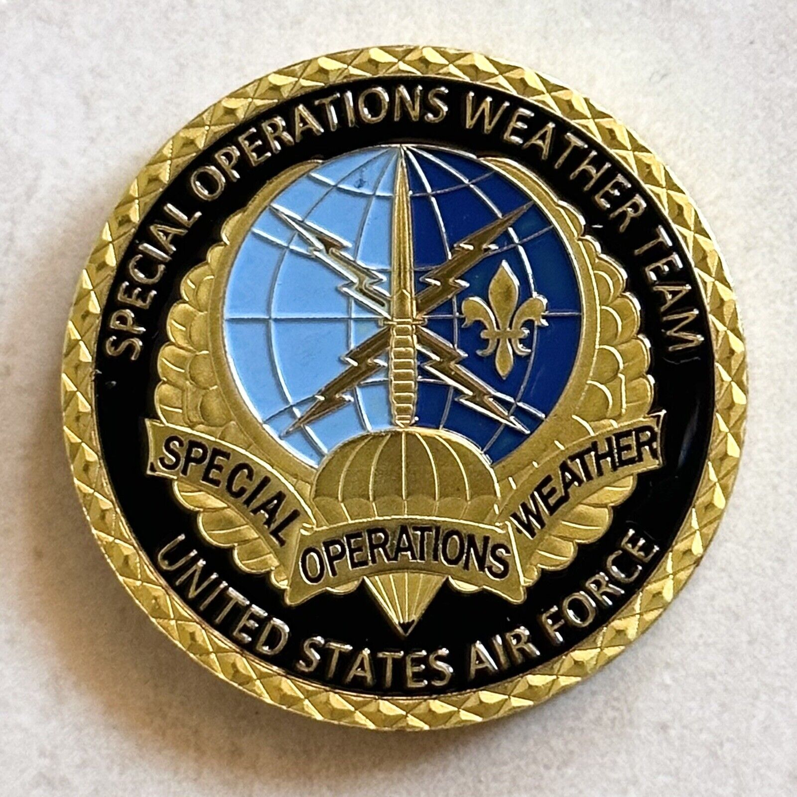 U S AIR FORCE SPECIAL OPERATIONS WEATHER TEAM Challenge Coin With Display Case