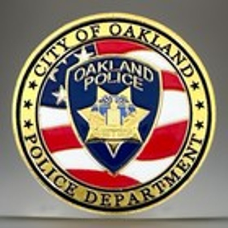 OAKLAND CALIFORNIA POLICE DEPARTMENT Challenge Coin Christmas Ornament