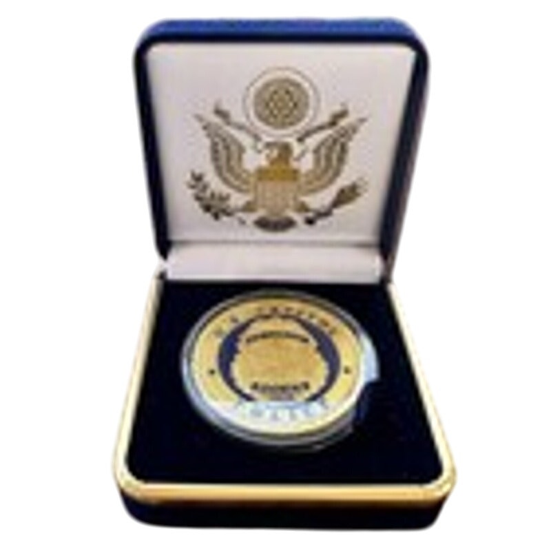 Department of Energy (DOE) Challenge Coin With Blue Velvet Case. Fast Shipping!