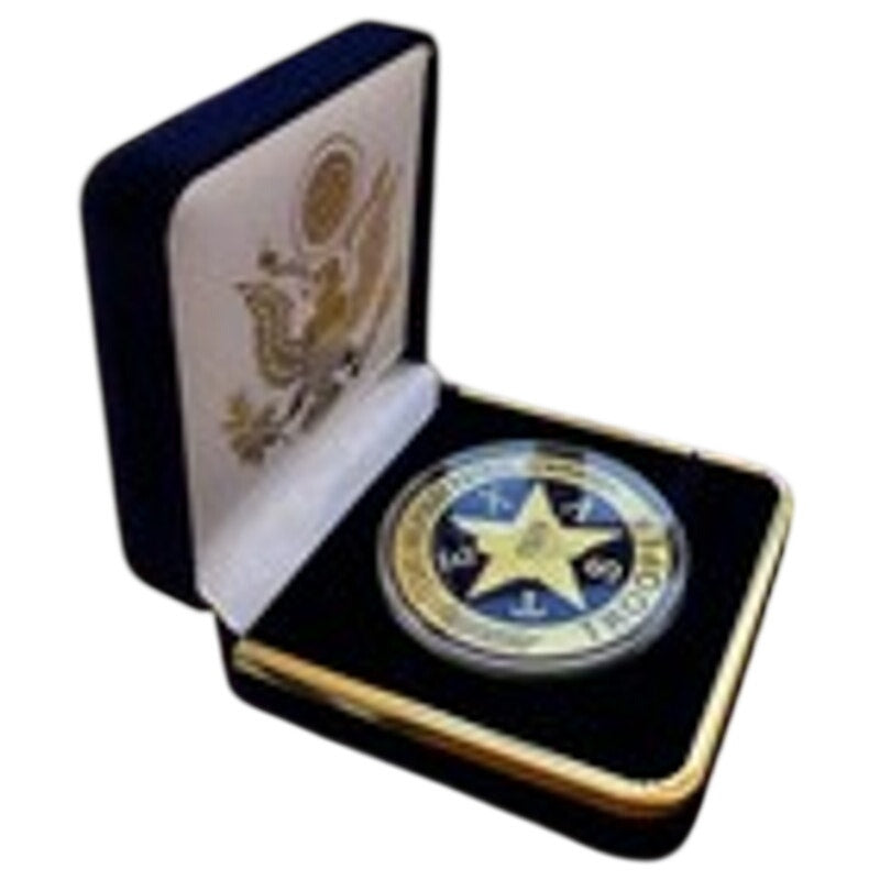 Department of Energy (DOE) Challenge Coin With Blue Velvet Case. Fast Shipping!