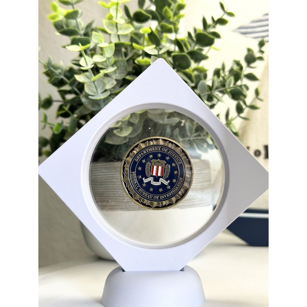 Federal Bureau of Investigation ( FBI ) Challenge Coin With 3D Display Case