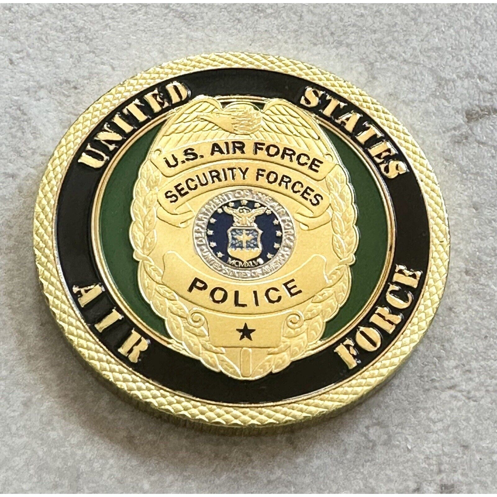 MP- MILITARY POLICE CHALLENGE COIN AIR FORCE .USAF OFFICIAL