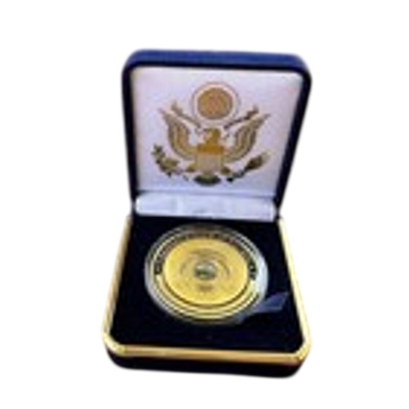 Department of Energy (DOE) Challenge Coin With Blue Velvet Case. Fast Shipping!