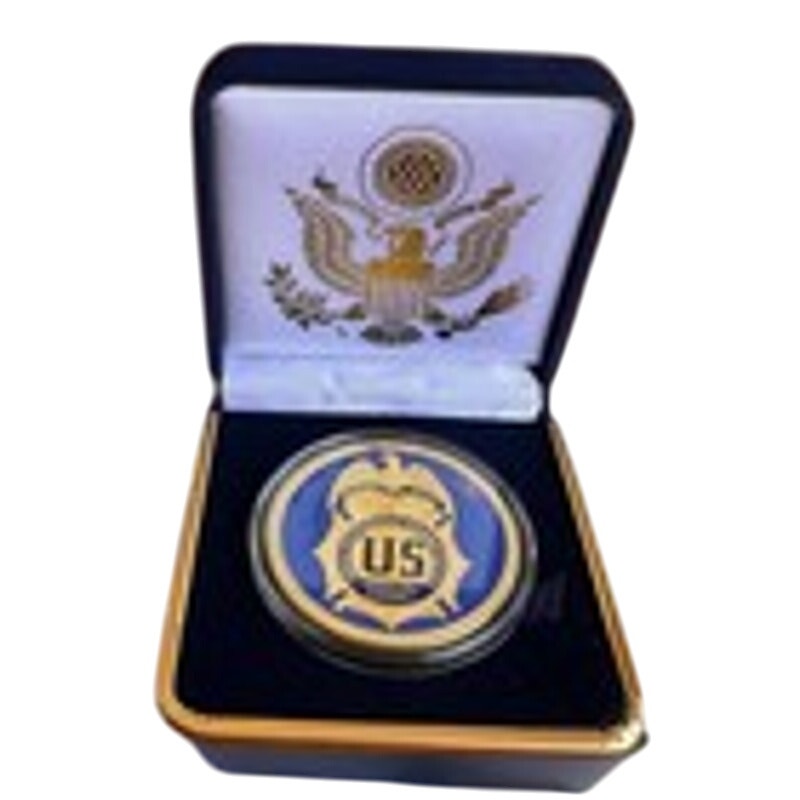 Department of Energy (DOE) Challenge Coin With Blue Velvet Case. Fast Shipping!