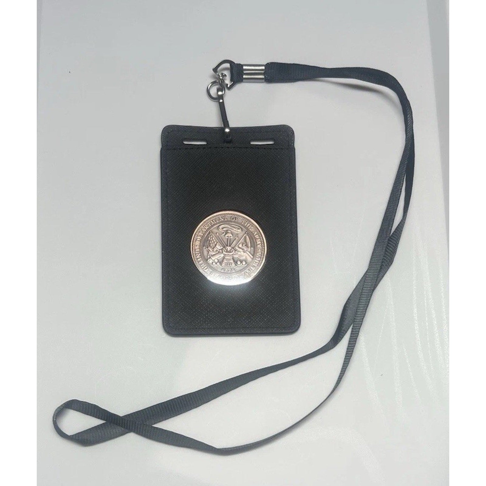 ARMY MILITARY POLICE MP REGIMENT Credential Challenge Coin