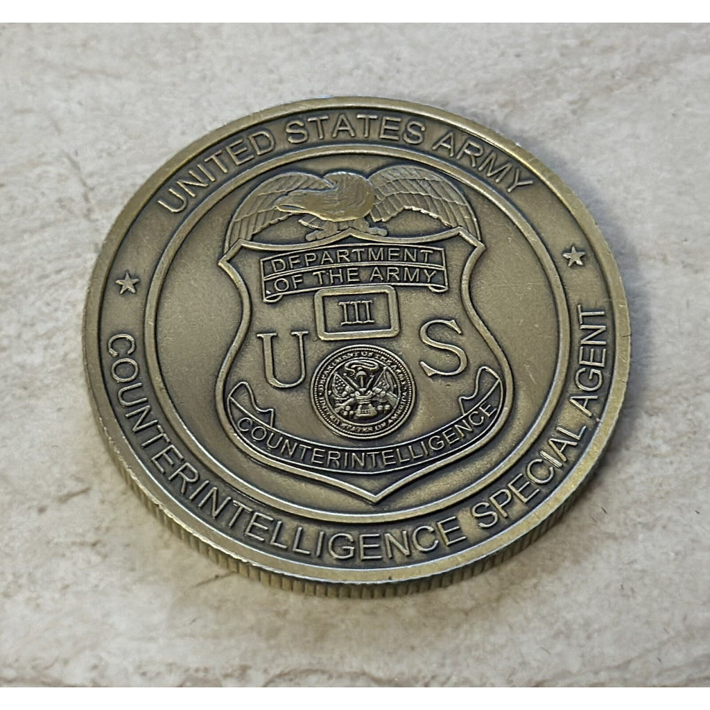 INSCOM US ARMY INTELLIGENCE AND SECURITY COMMAND Ft. Belvoir w/ Retirement Award