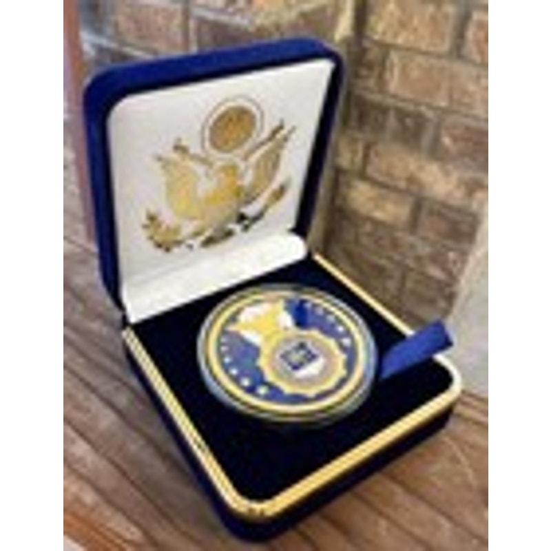 Department of Energy (DOE) Challenge Coin With Blue Velvet Case. Fast Shipping!