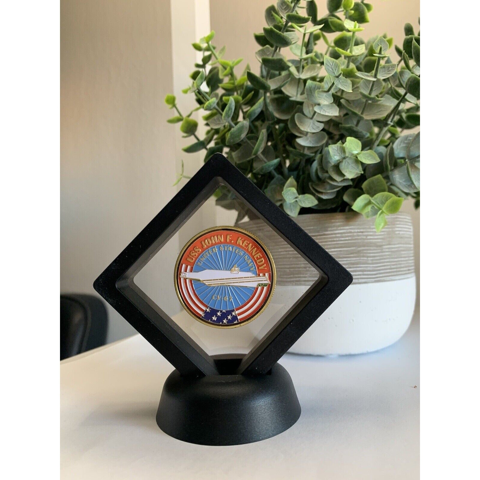 USS JOHN F. KENNEDY CV-67 Challenge Coin USN-US NAVY 40mm New With Display Case!