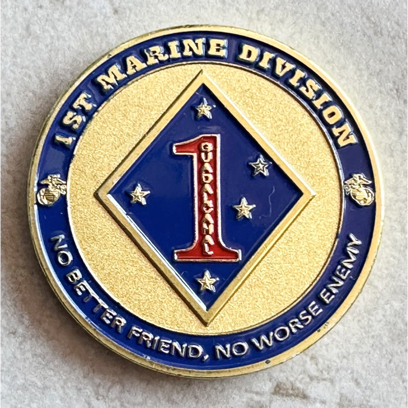 US MARINE CORPS - 1st MARINE DIVISION Challenge Coin w/ Retirement Award