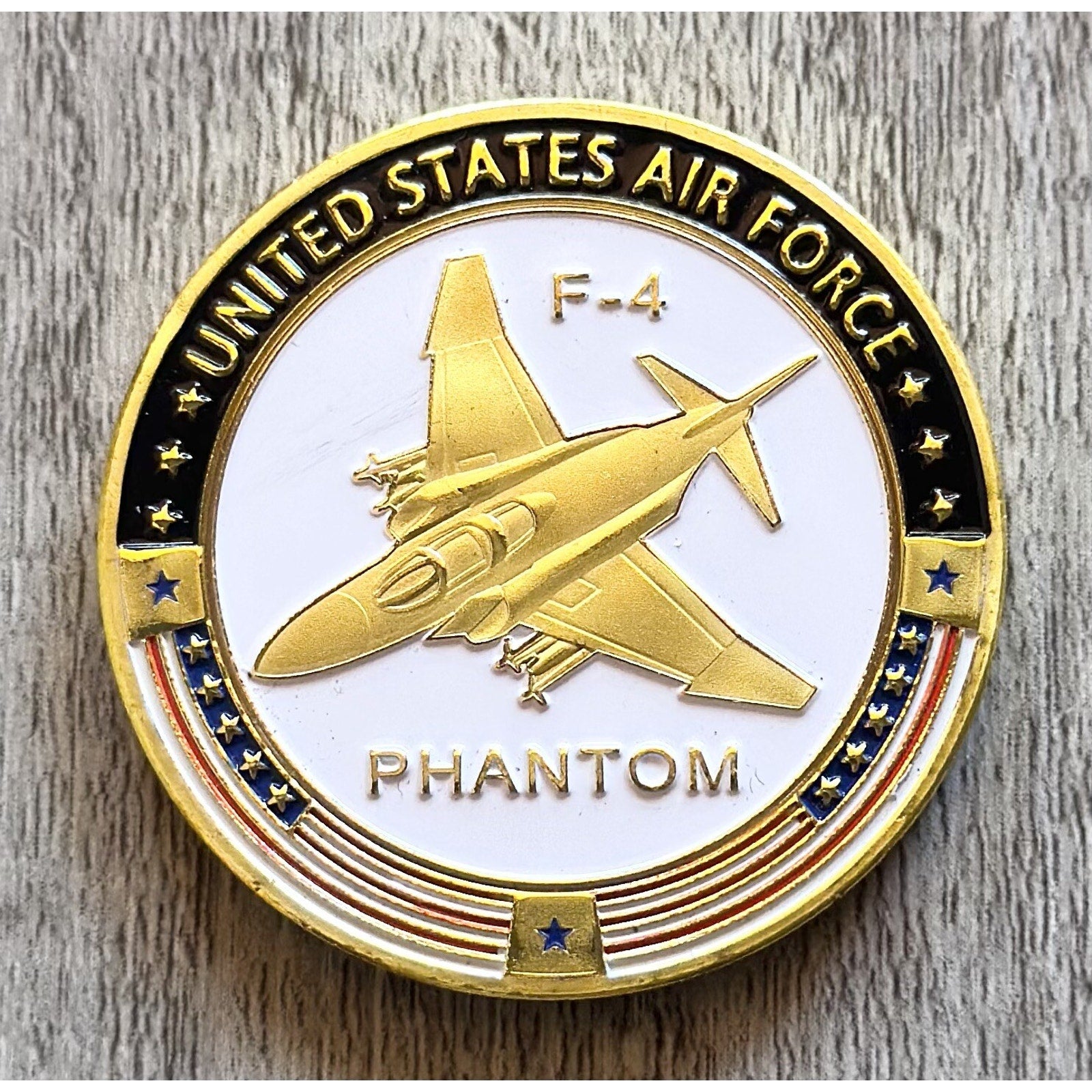 Combat aircraft U S AIR FORCE F-4 PHANTOM Challenge Coin USA w/ Retirement Awar