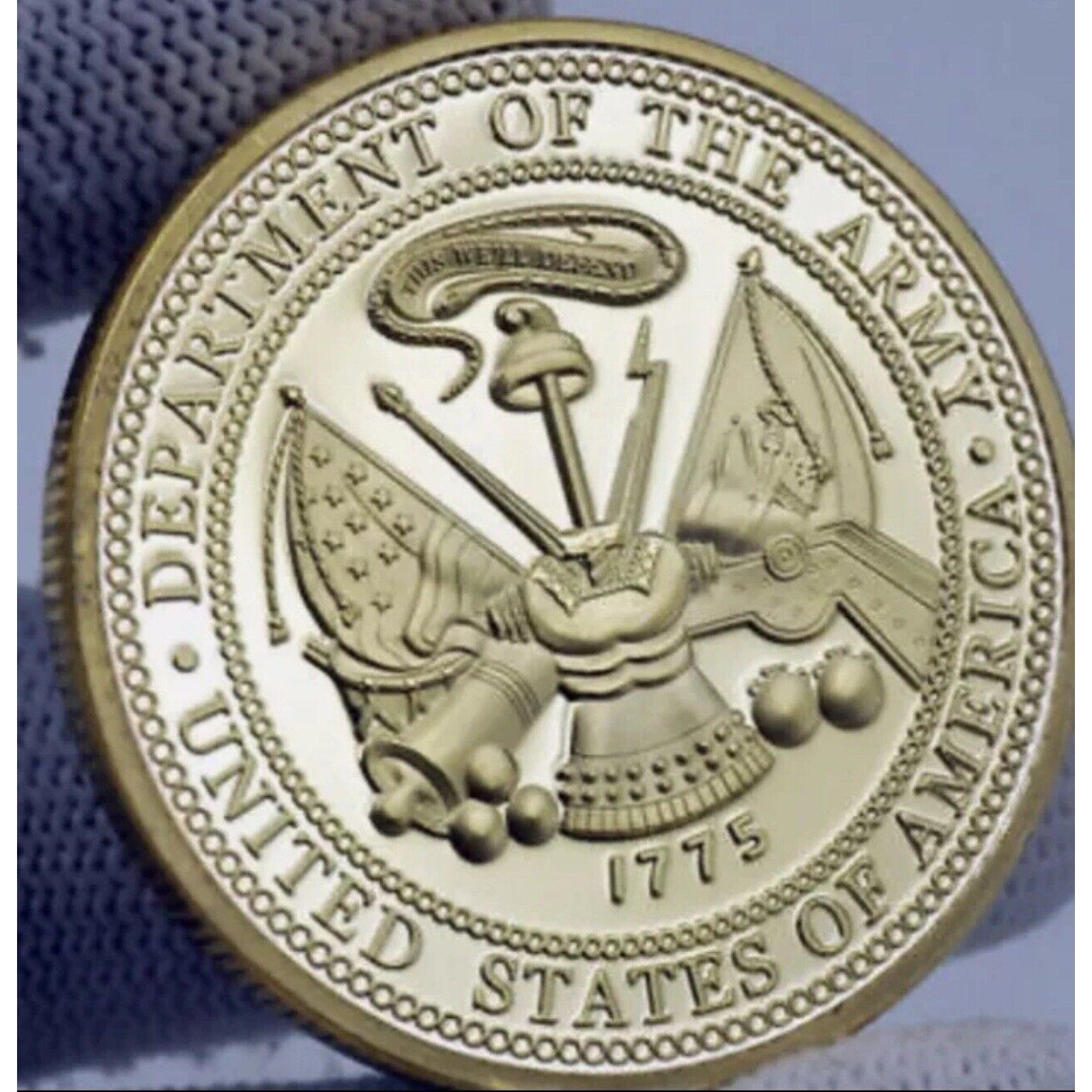 2pcs Army Rank Captain O-3 And US MILITARY 2nd Infantry Airborne Division COIN