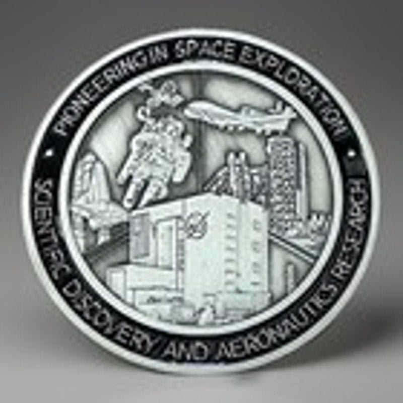 Department of Energy (DOE) Challenge Coin With Blue Velvet Case. Fast Shipping!