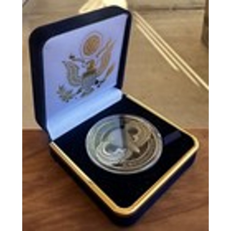 Department of Energy (DOE) Challenge Coin With Blue Velvet Case. Fast Shipping!