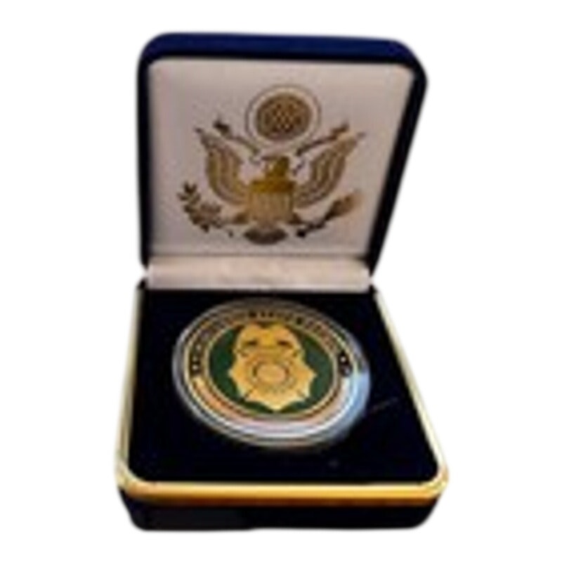 Department of Energy (DOE) Challenge Coin With Blue Velvet Case. Fast Shipping!