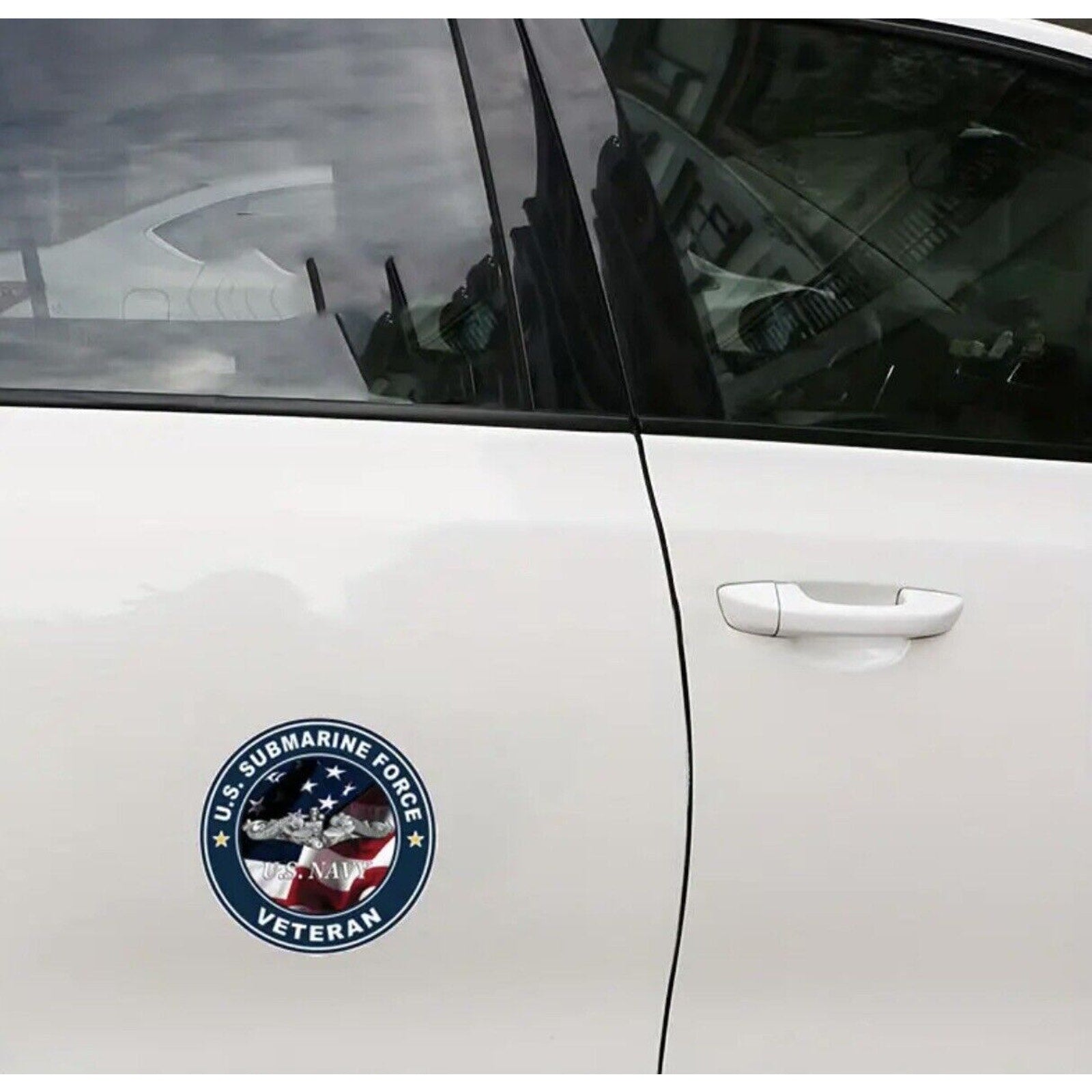 Navy Submarine Service Dolphins Circle Car Truck Window Laptop Decal Sticker