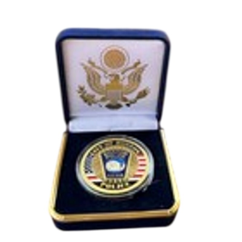 Department of Energy (DOE) Challenge Coin With Blue Velvet Case. Fast Shipping!