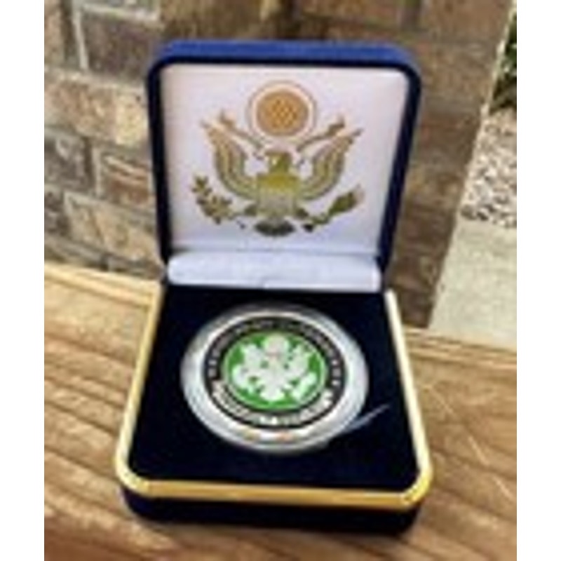 Department of Energy (DOE) Challenge Coin With Blue Velvet Case. Fast Shipping!