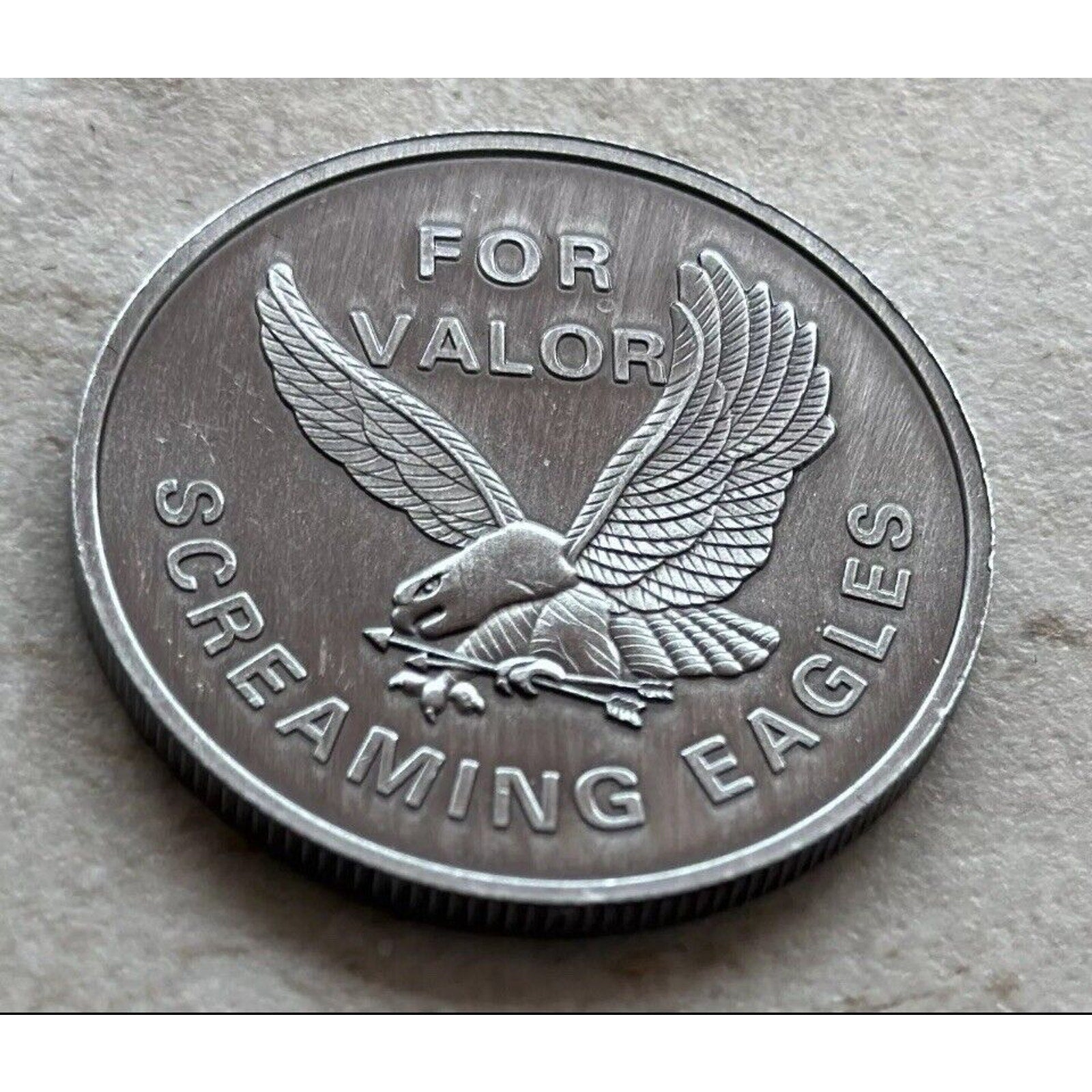 2pcs Army Rank Captain O-3 And US 101 St AIRBORNE Fort Campbell CHALLENGE COIN