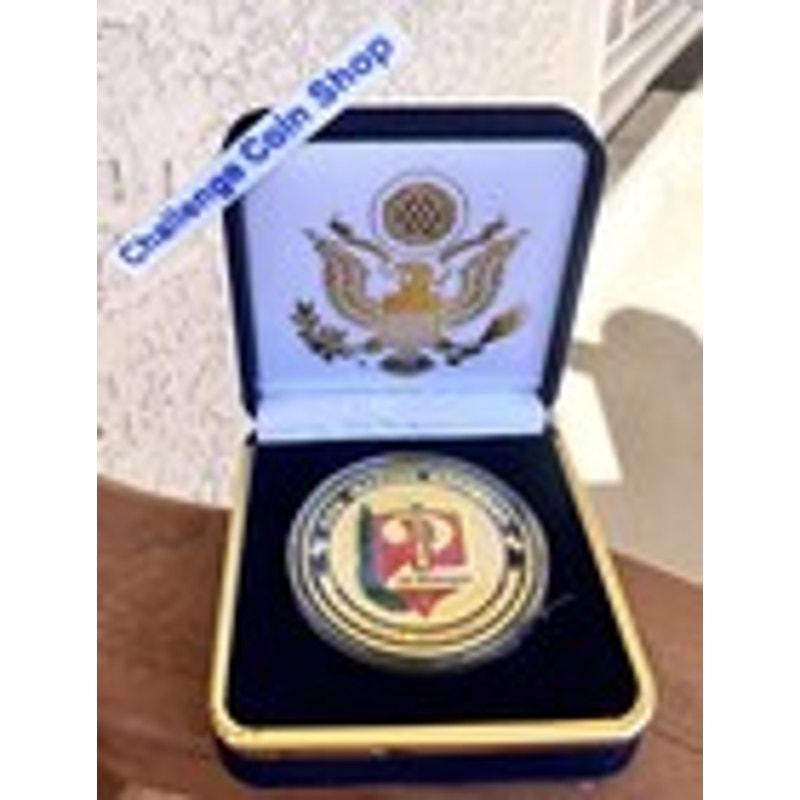 Department of Energy (DOE) Challenge Coin With Blue Velvet Case. Fast Shipping!