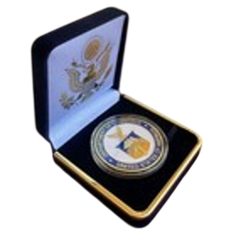 Department of Energy (DOE) Challenge Coin With Blue Velvet Case. Fast Shipping!