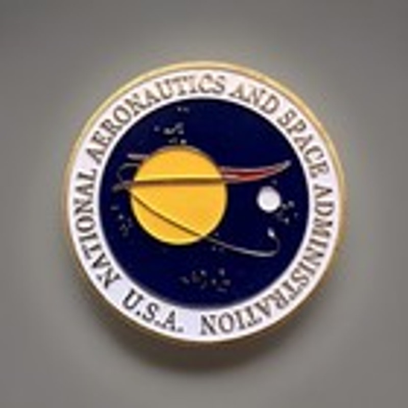 Department of Energy (DOE) Challenge Coin With Blue Velvet Case. Fast Shipping!