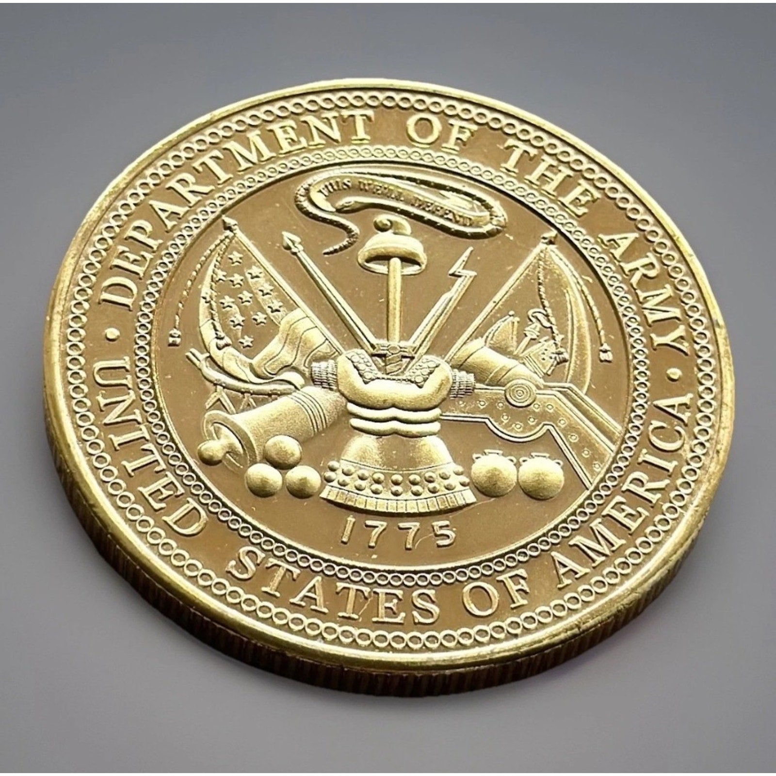 US Army MILITARY INTELLIGENCE Challenge Coin Keychain. Fast ShIpping USA