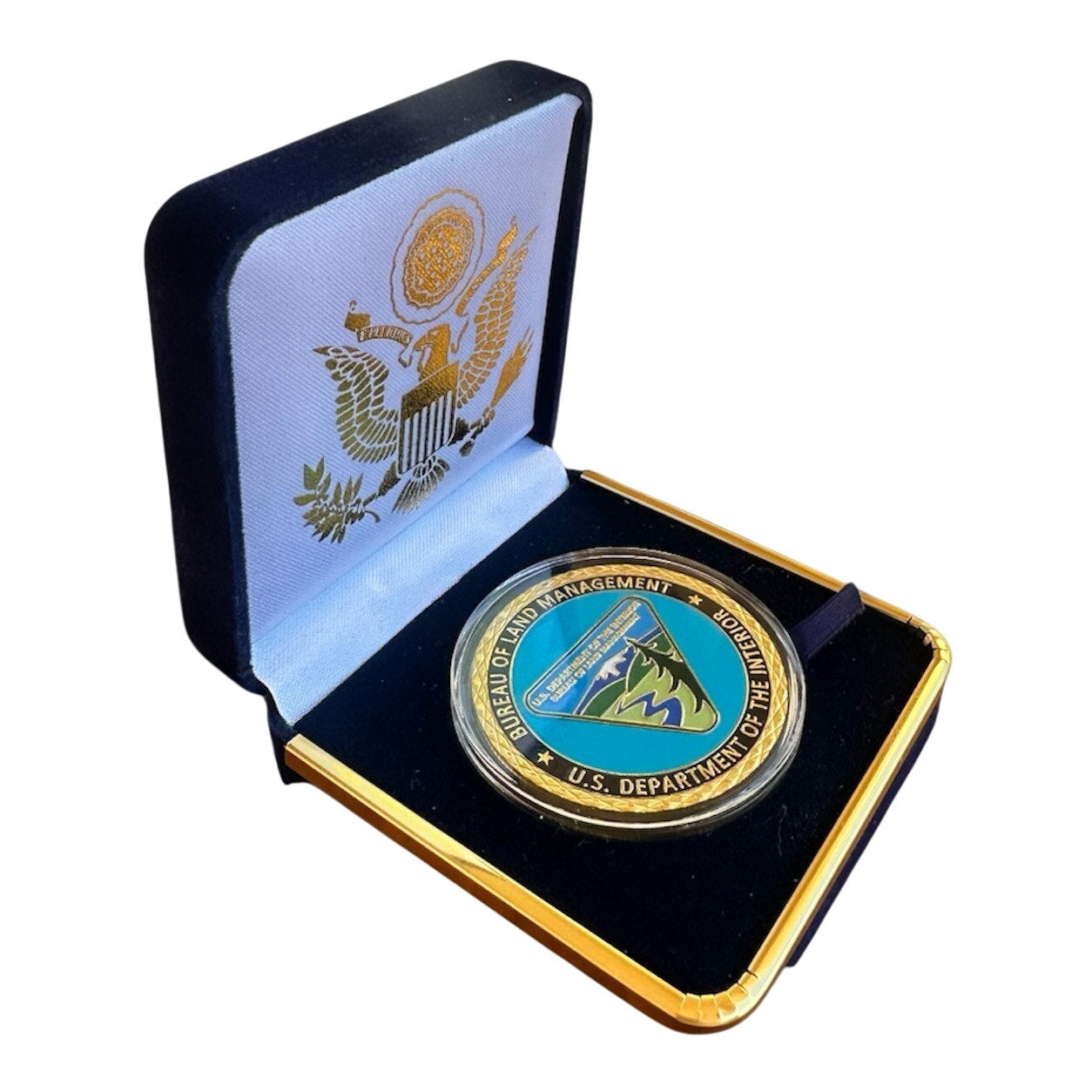 Department of Energy (DOE) Challenge Coin With Blue Velvet Case. Fast Shipping!