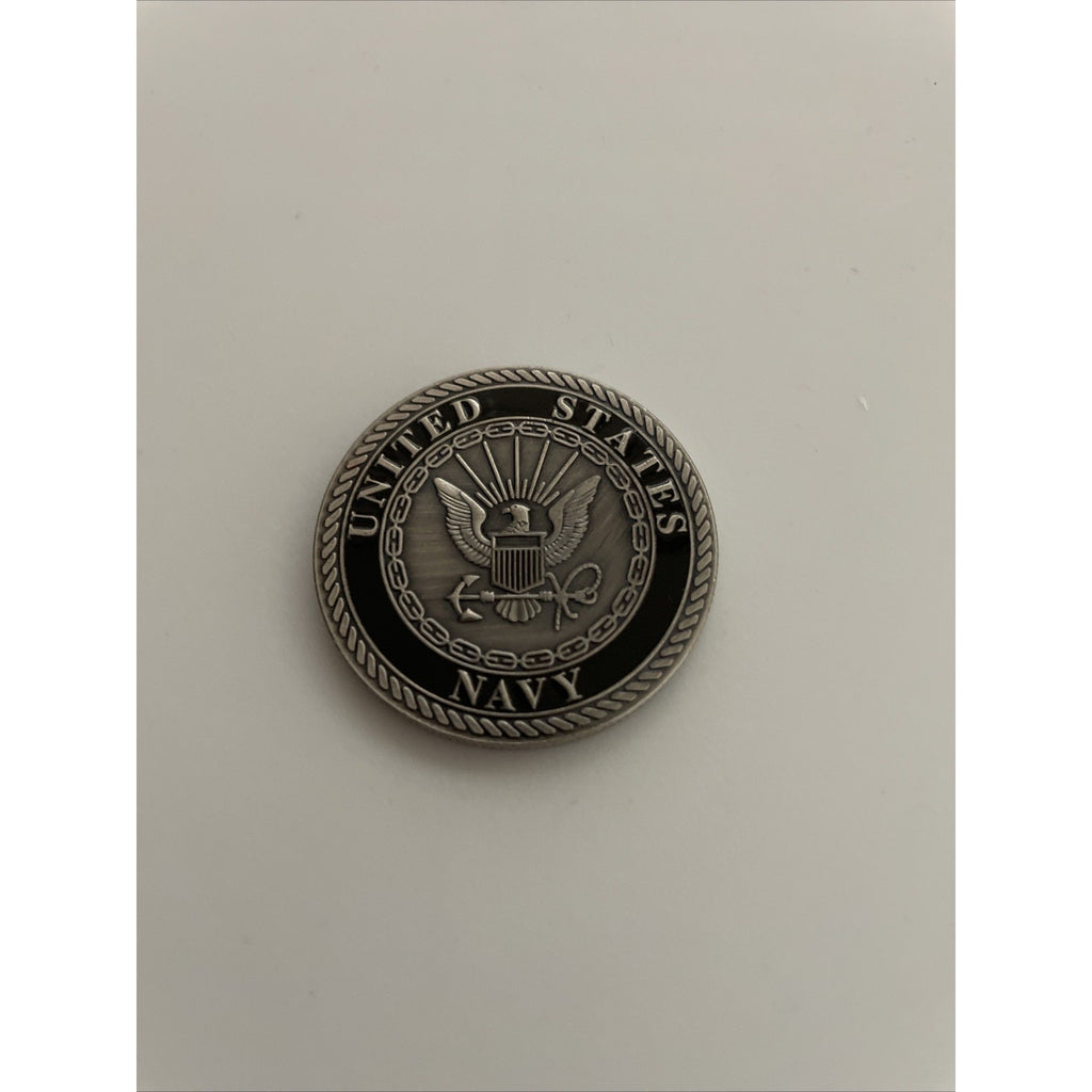 Us Navy Lieutenant 0-3 Coin w/ United We Stand Case
