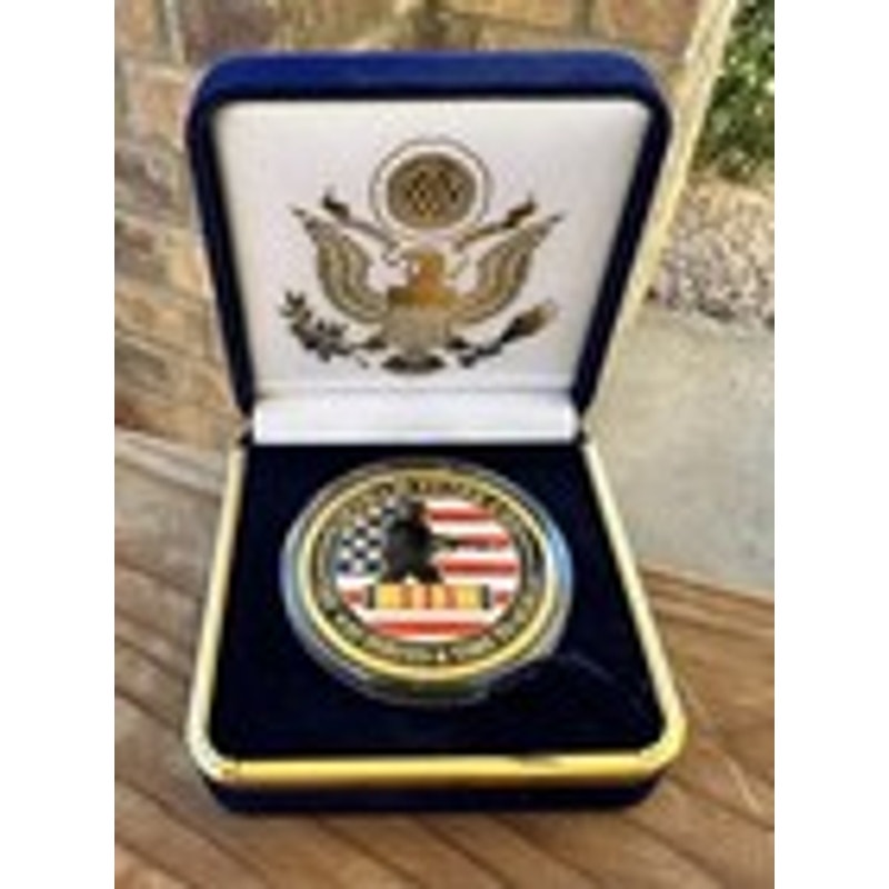 Department of Energy (DOE) Challenge Coin With Blue Velvet Case. Fast Shipping!
