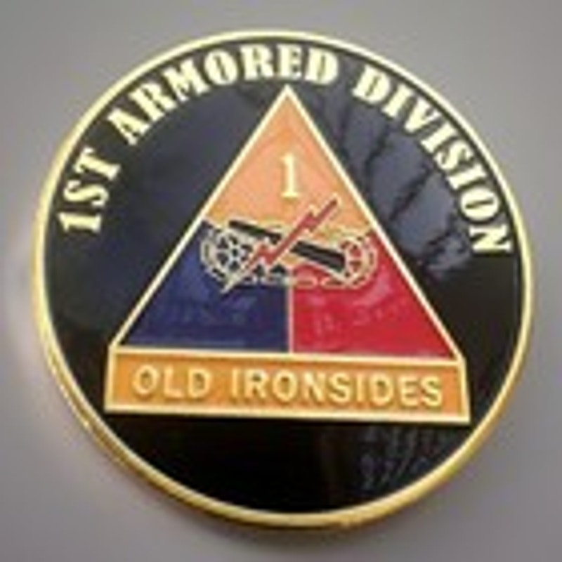 US ARMY 1st ARMORED DIVISION "OLD IRONSIDES" Challenge Coin Keychain