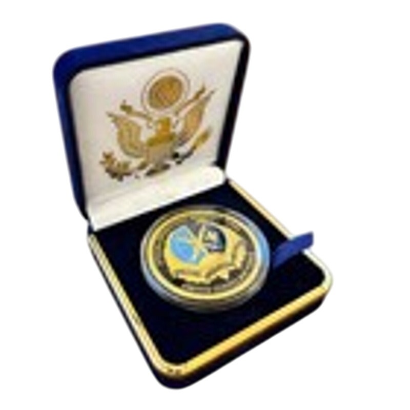 Department of Energy (DOE) Challenge Coin With Blue Velvet Case. Fast Shipping!