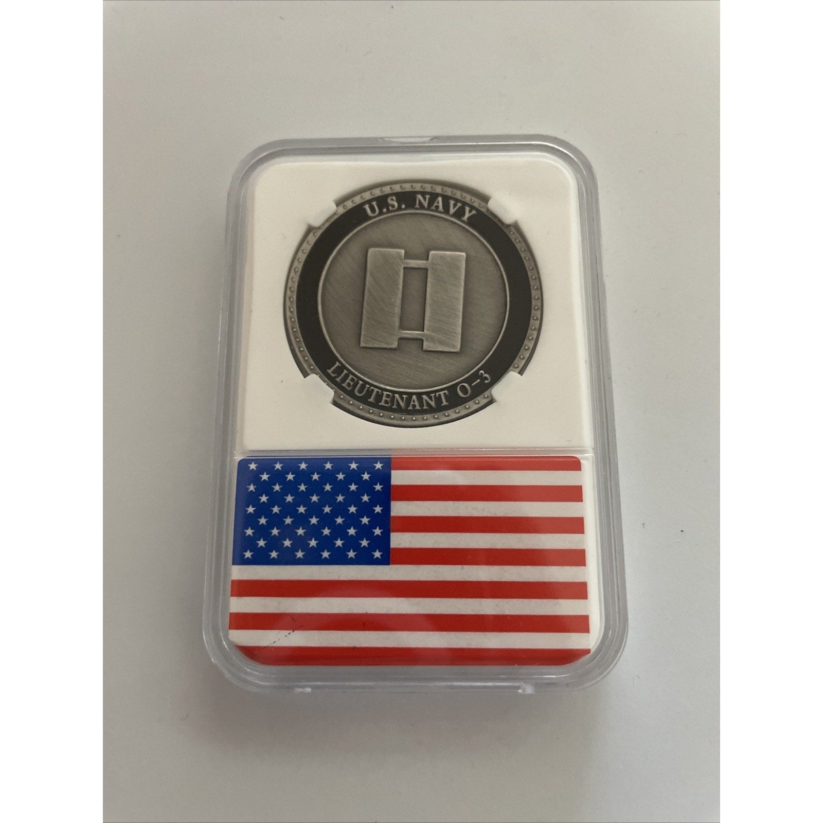 Us Navy Lieutenant 0-3 Officer Rank Coin w/ American Flag Case