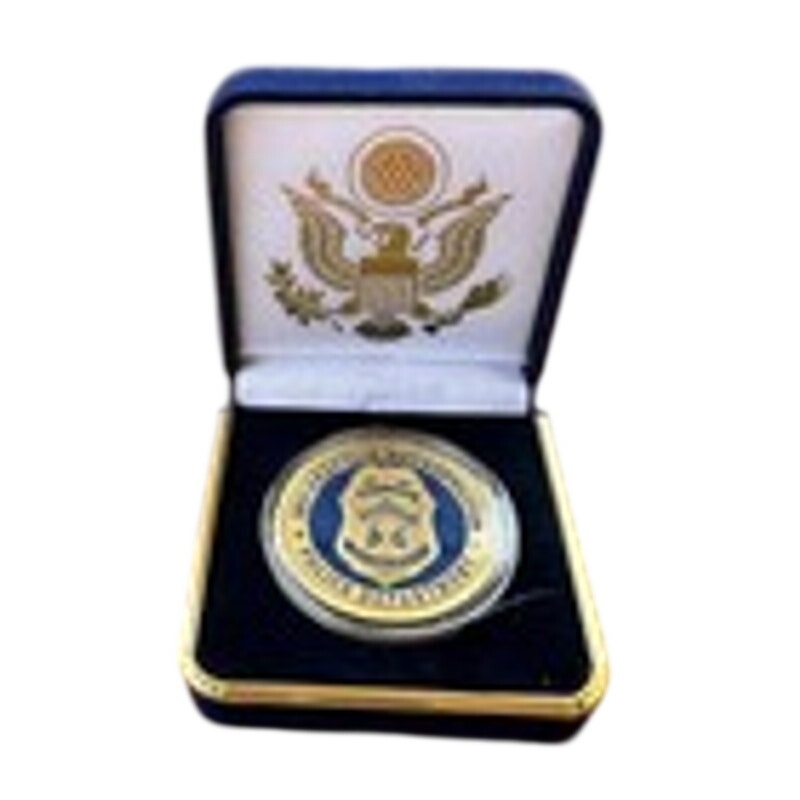 Department of Energy (DOE) Challenge Coin With Blue Velvet Case. Fast Shipping!