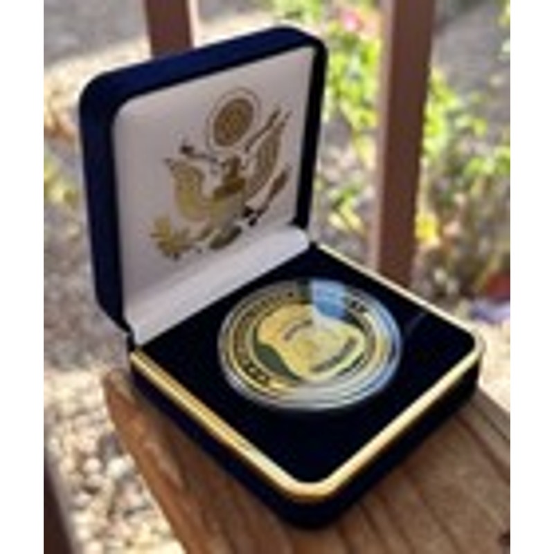 Department of Energy (DOE) Challenge Coin With Blue Velvet Case. Fast Shipping!