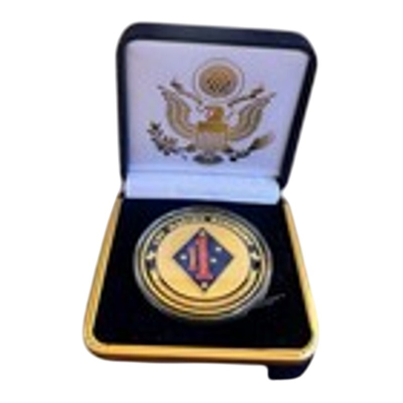 Department of Energy (DOE) Challenge Coin With Blue Velvet Case. Fast Shipping!