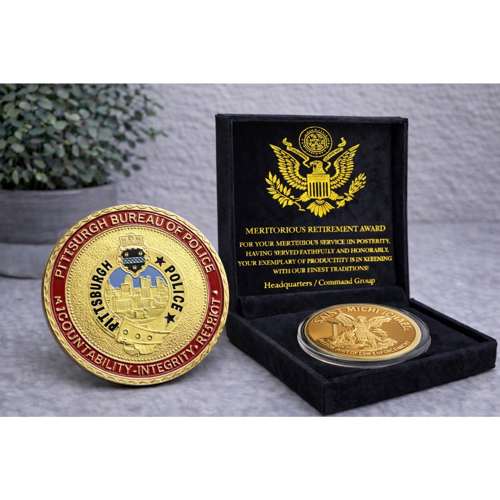 CITY OF PITTSBURGH POLICE DEPT Challenge Coin w/ Retirement Award